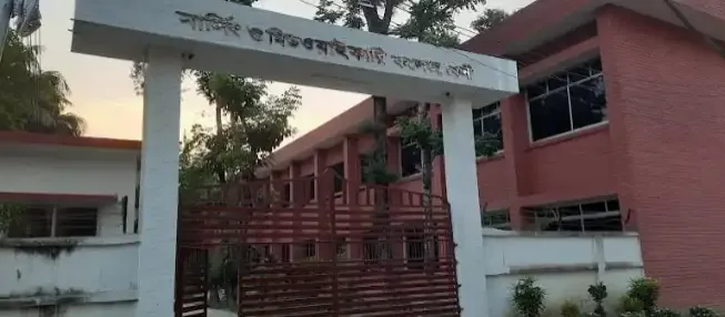 নার্সিং ও মিডওয়াইফারি কলেজ , ফেনী-এর ছবি